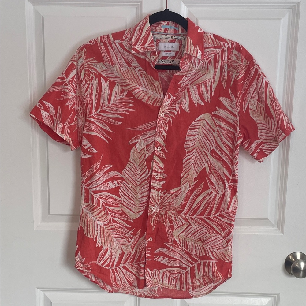Porter & Ash Linen Rich Coral Palm Leaf Print Short Sleeve Button Down Small